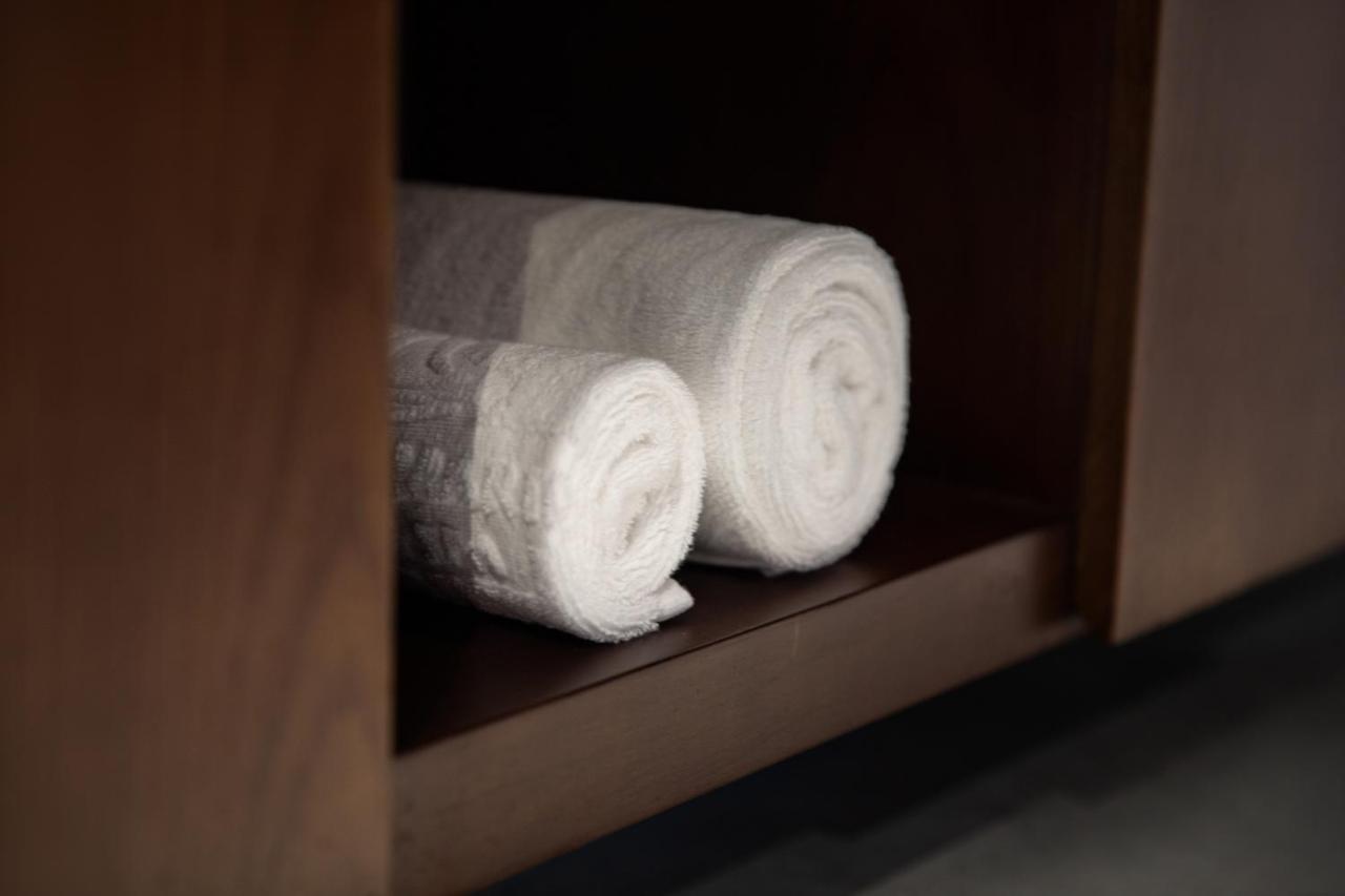 Bel Marina Hoi An Resort Exterior foto Towels in a bathroom